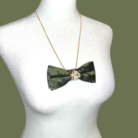 “Dainty Dapper” Green camouflage Bow tie  Pendant Necklace - Picture 3 of 4